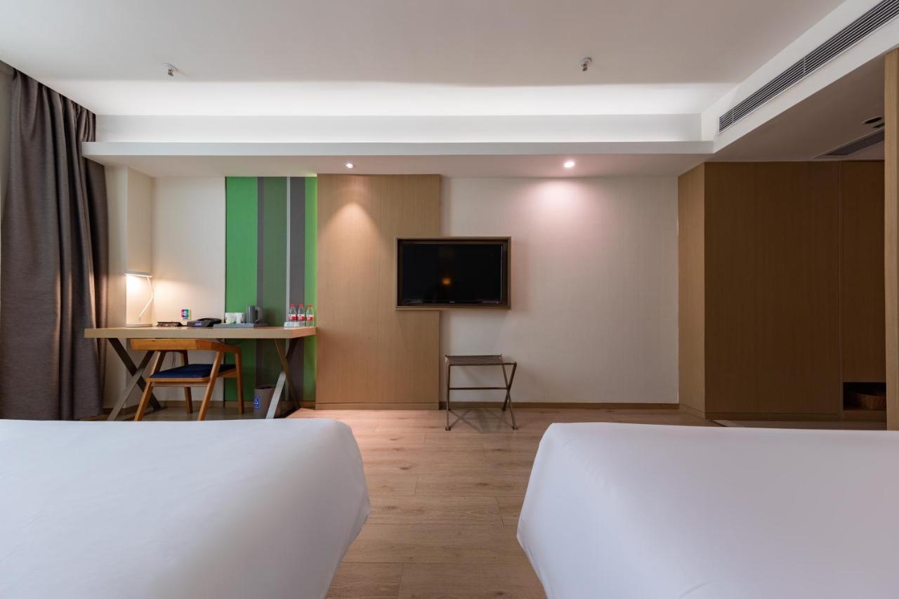 Ibis Styles Xm Zhongshan Hotel Xiamen Exterior foto